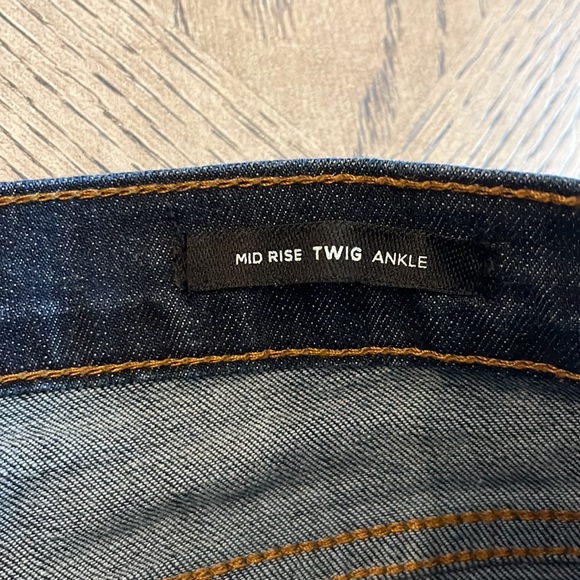 Urban Outfitters BDG Mid Rise Twig Ankle Skinny Jeans Size 27 x 29 NWOT - Picture 6 of 9